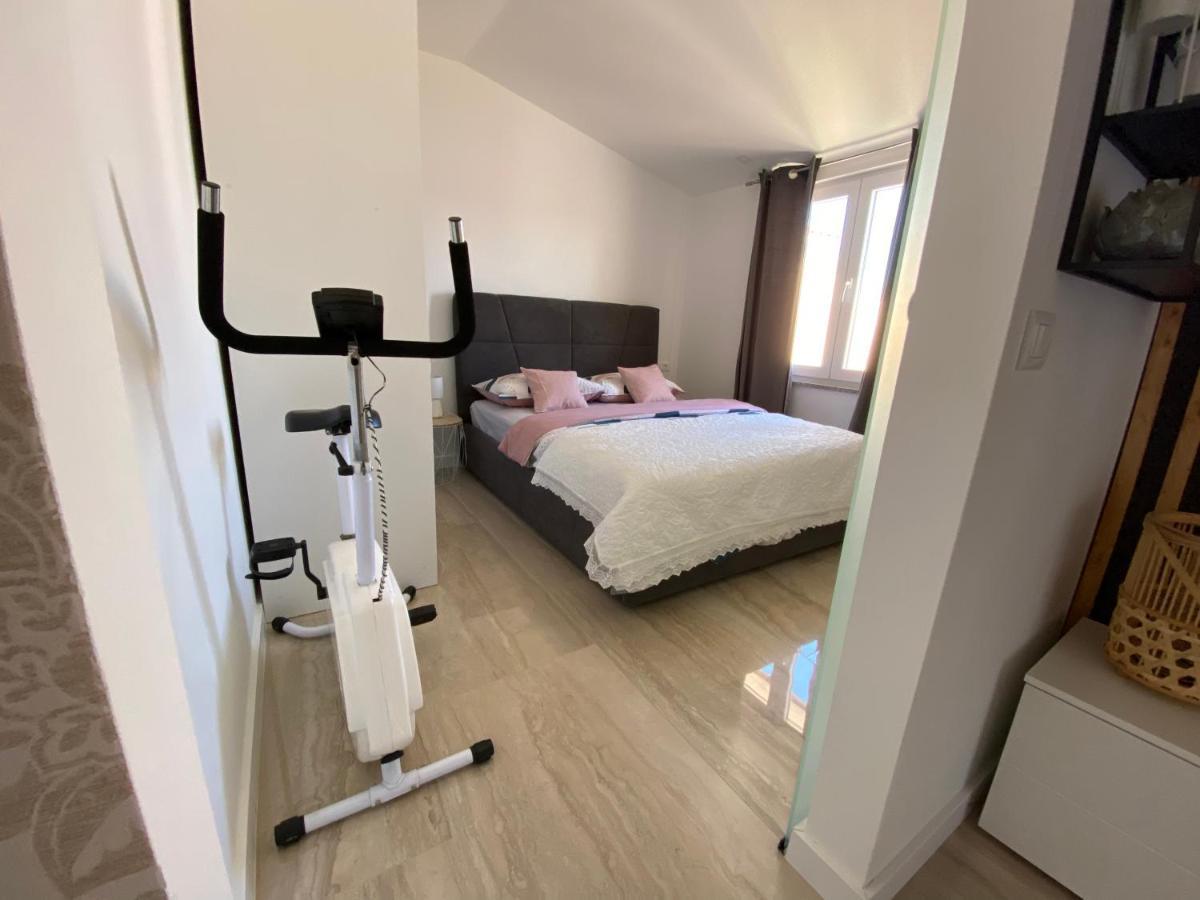 Apartman Hajdi 자다르 외부 사진